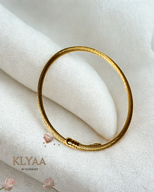 Twist Luxe Cable Bracelet – 18K Gold Plated Anti-Tarnish Adjustable Unisex Jewellery by KLYAA