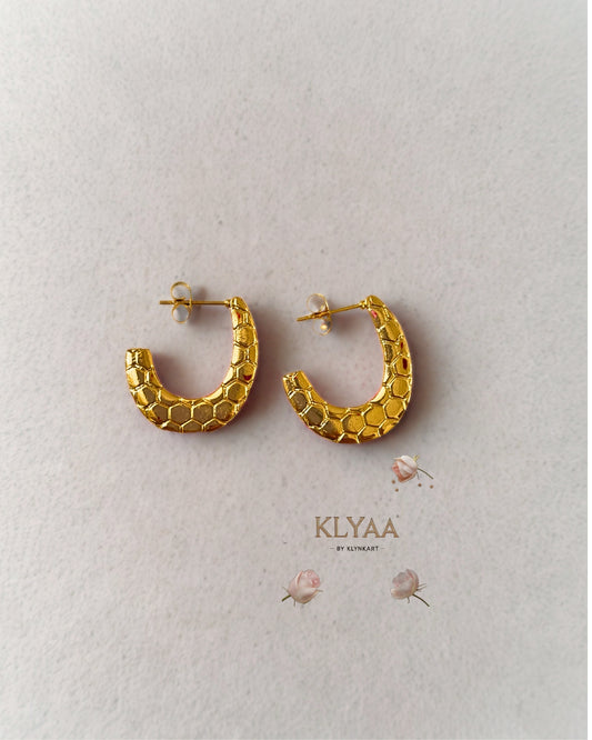 Golden Honeycomb Pattern Hoop Earrings – KLYAA Anti-Tarnish Jewellery