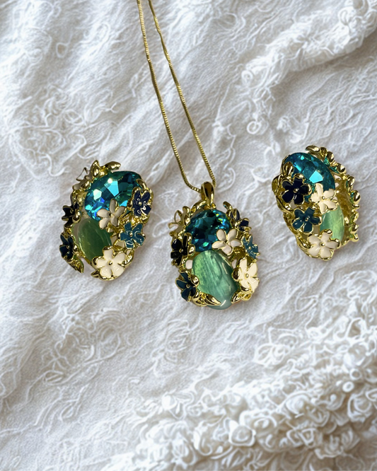 Ocean Empress 18K gold plated crystal floral pendant with dual-tone chain – anti-tarnish finish by KLYAA